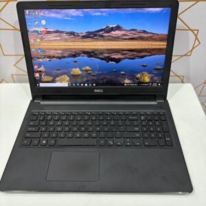 Dell Inspiron 15-3567 Intel Core i3-7020U CPU running at 2.30 GHz. 4.00 GB of installed RAM and a 119 GB SSD. Graphics: It uses integrated Intel HD Graphics 620.